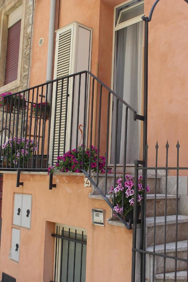Taohome Taormina Bagian luar foto